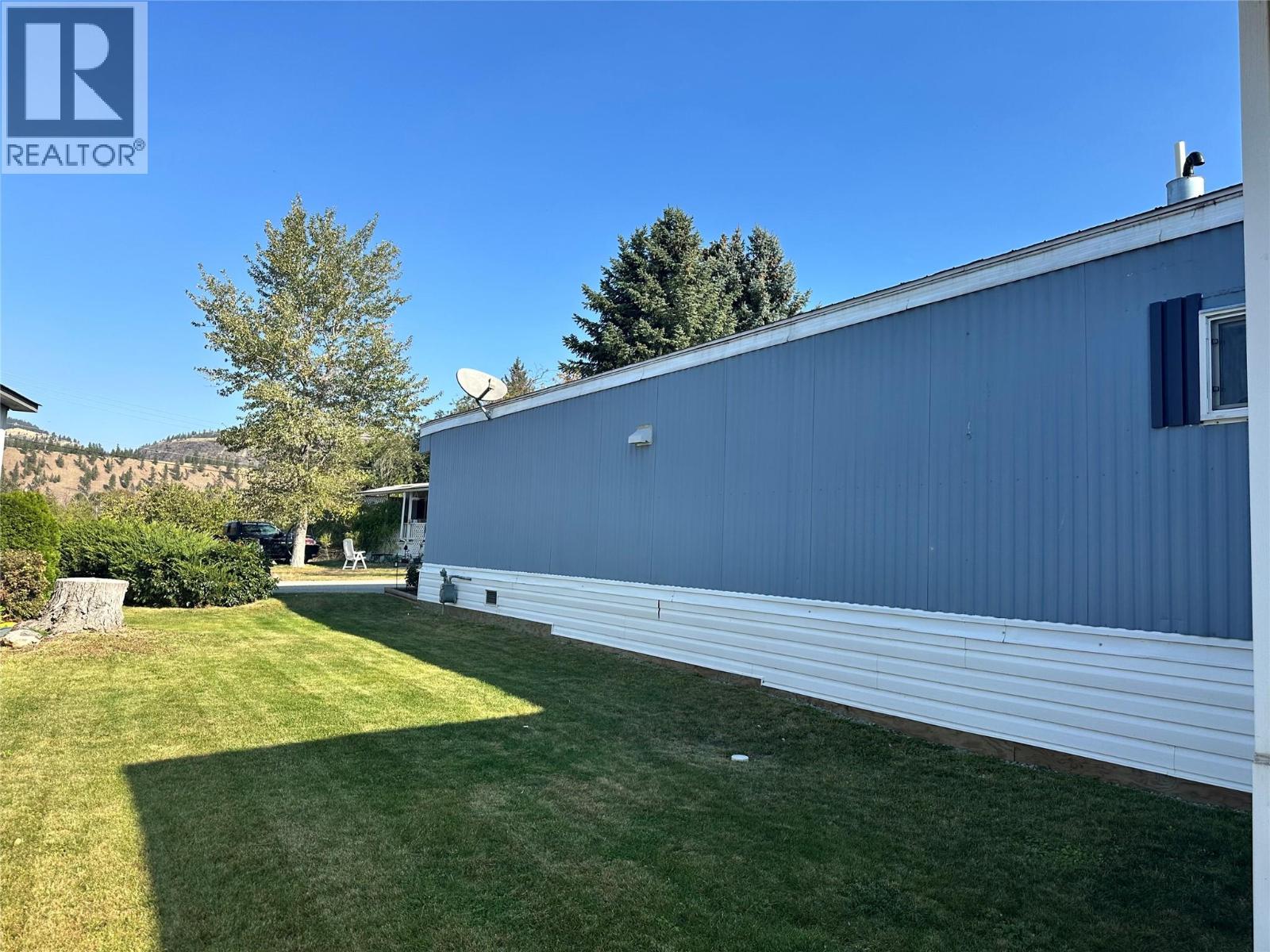 6B 146 WILLOW Court, Oliver
