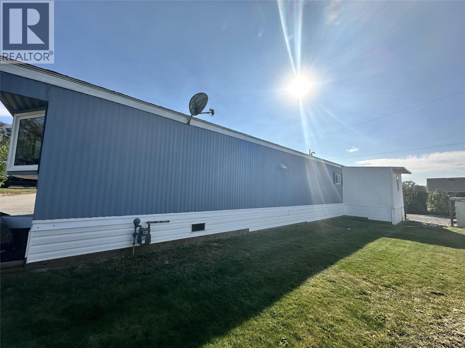 6B 146 WILLOW Court, Oliver