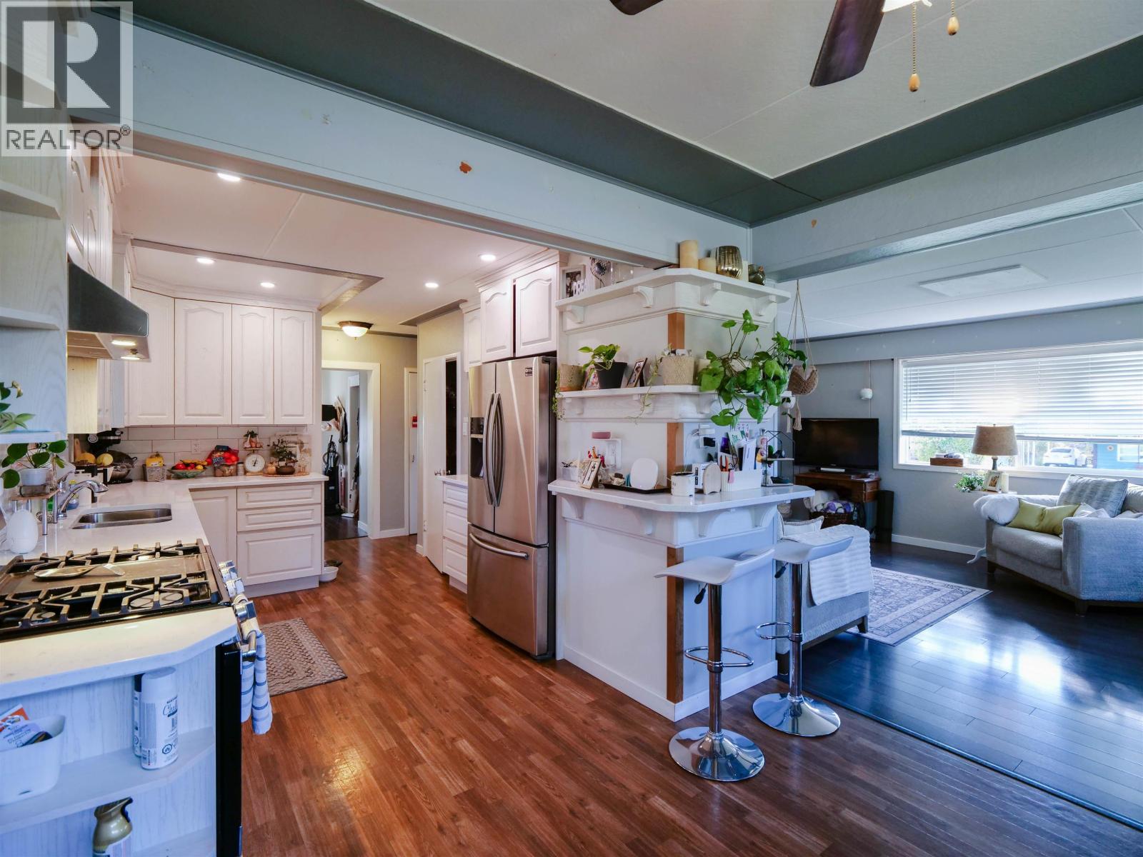 694 WALKEM STREET, Quesnel