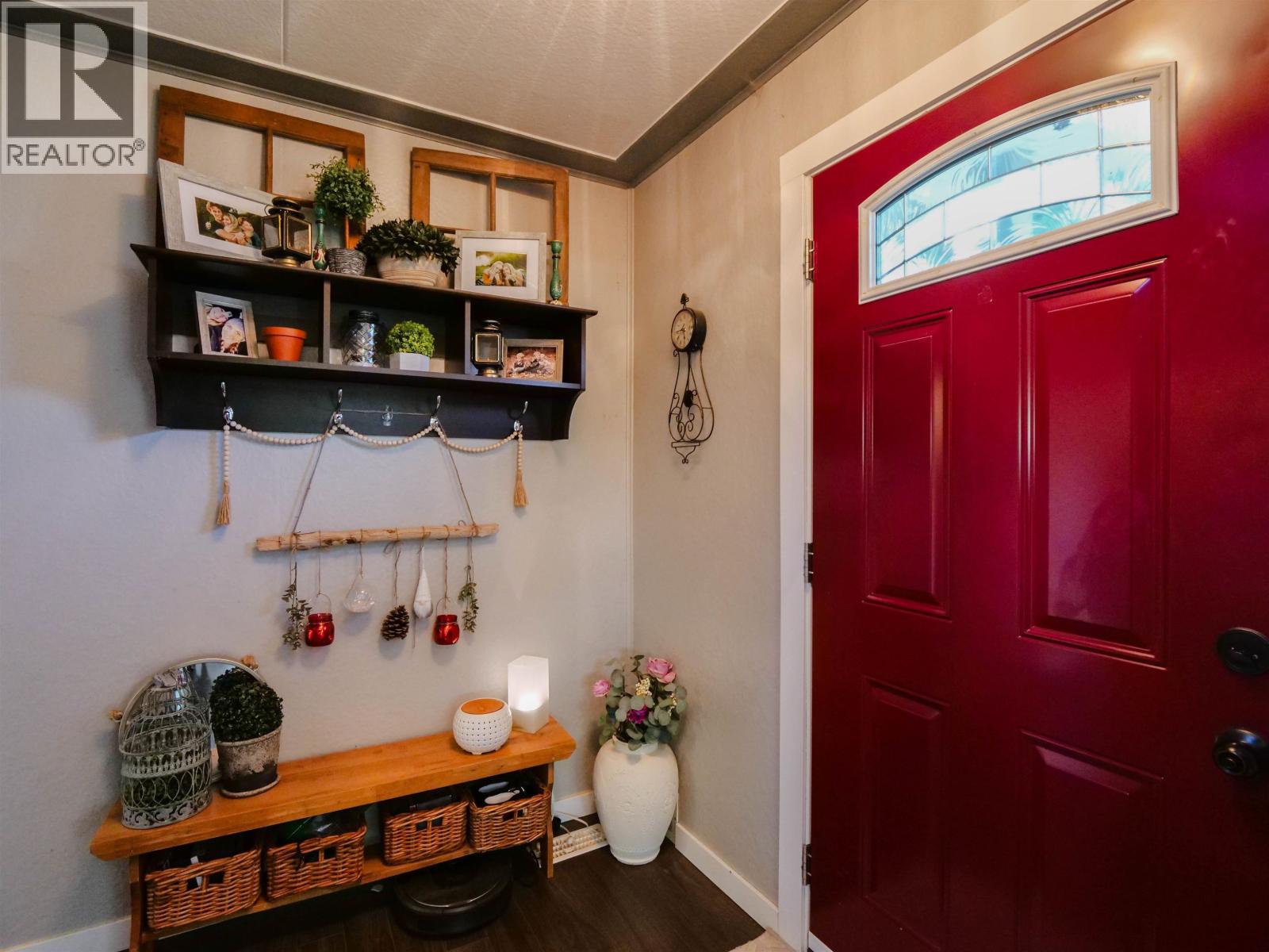 694 WALKEM STREET, Quesnel