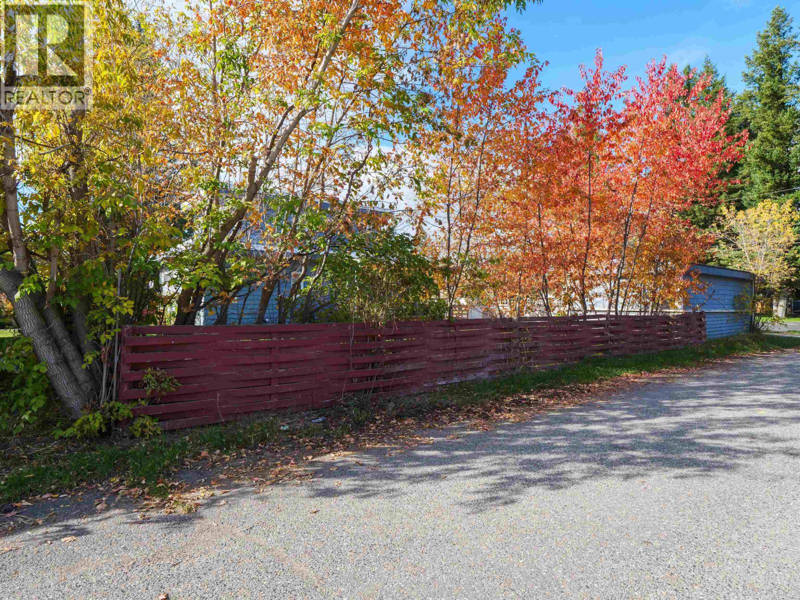 694 WALKEM STREET, Quesnel