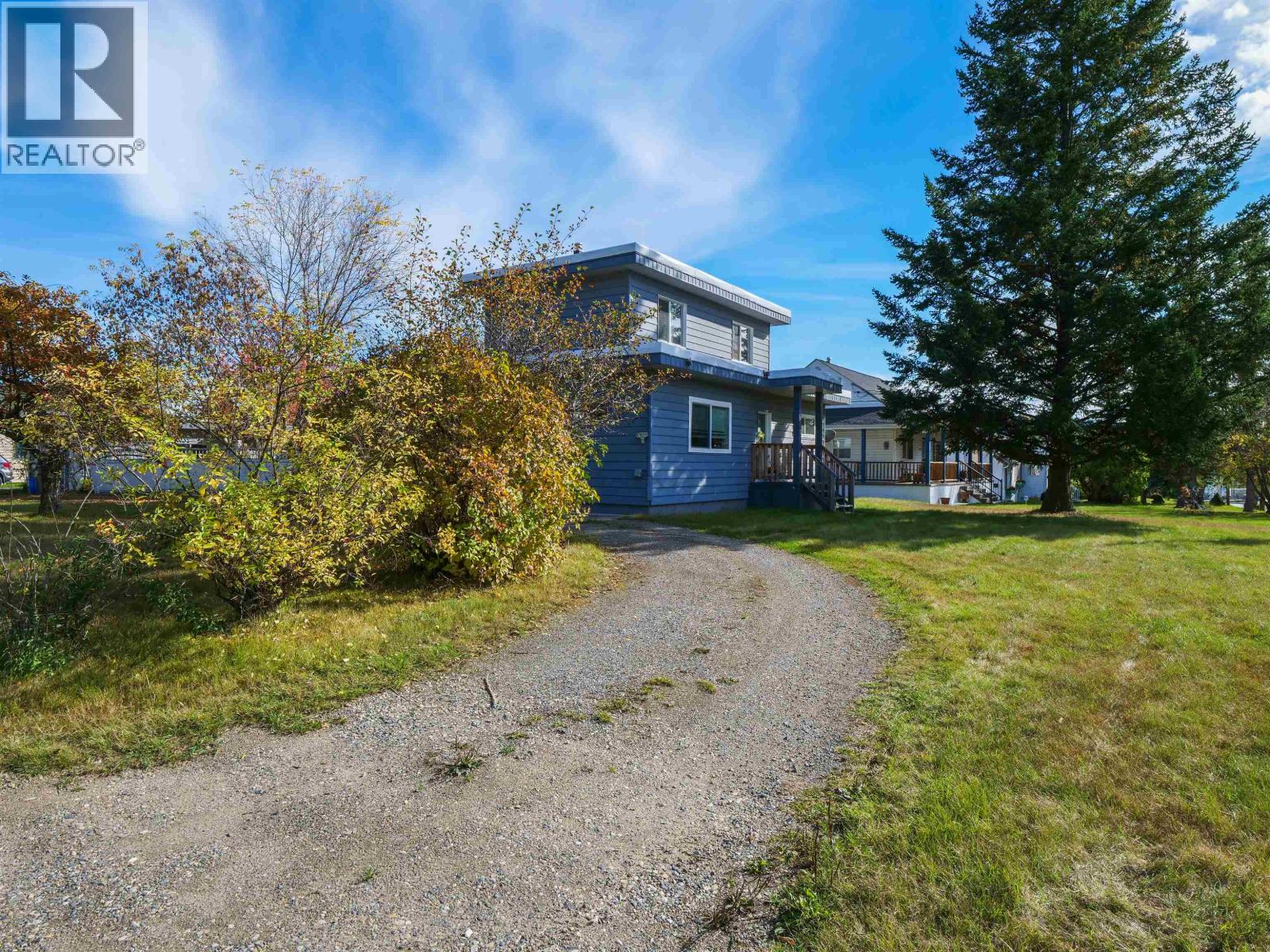 694 WALKEM STREET, Quesnel