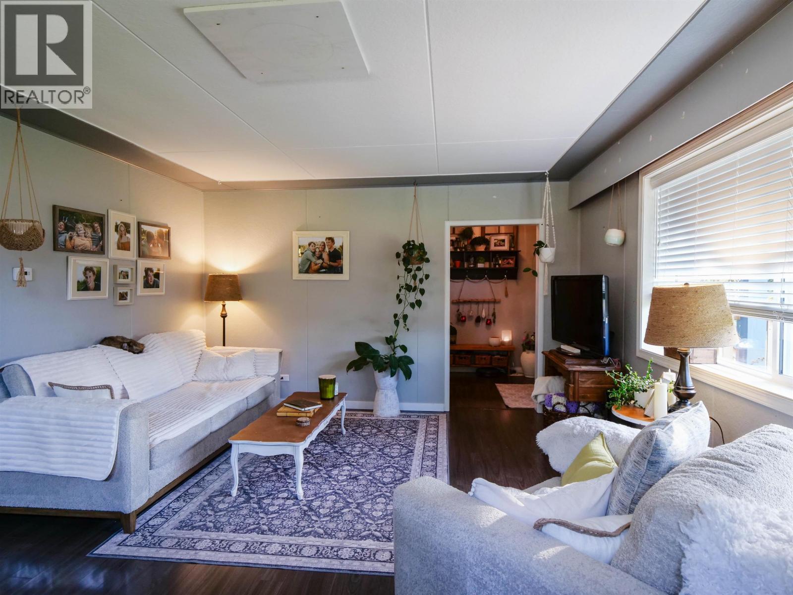 694 WALKEM STREET, Quesnel