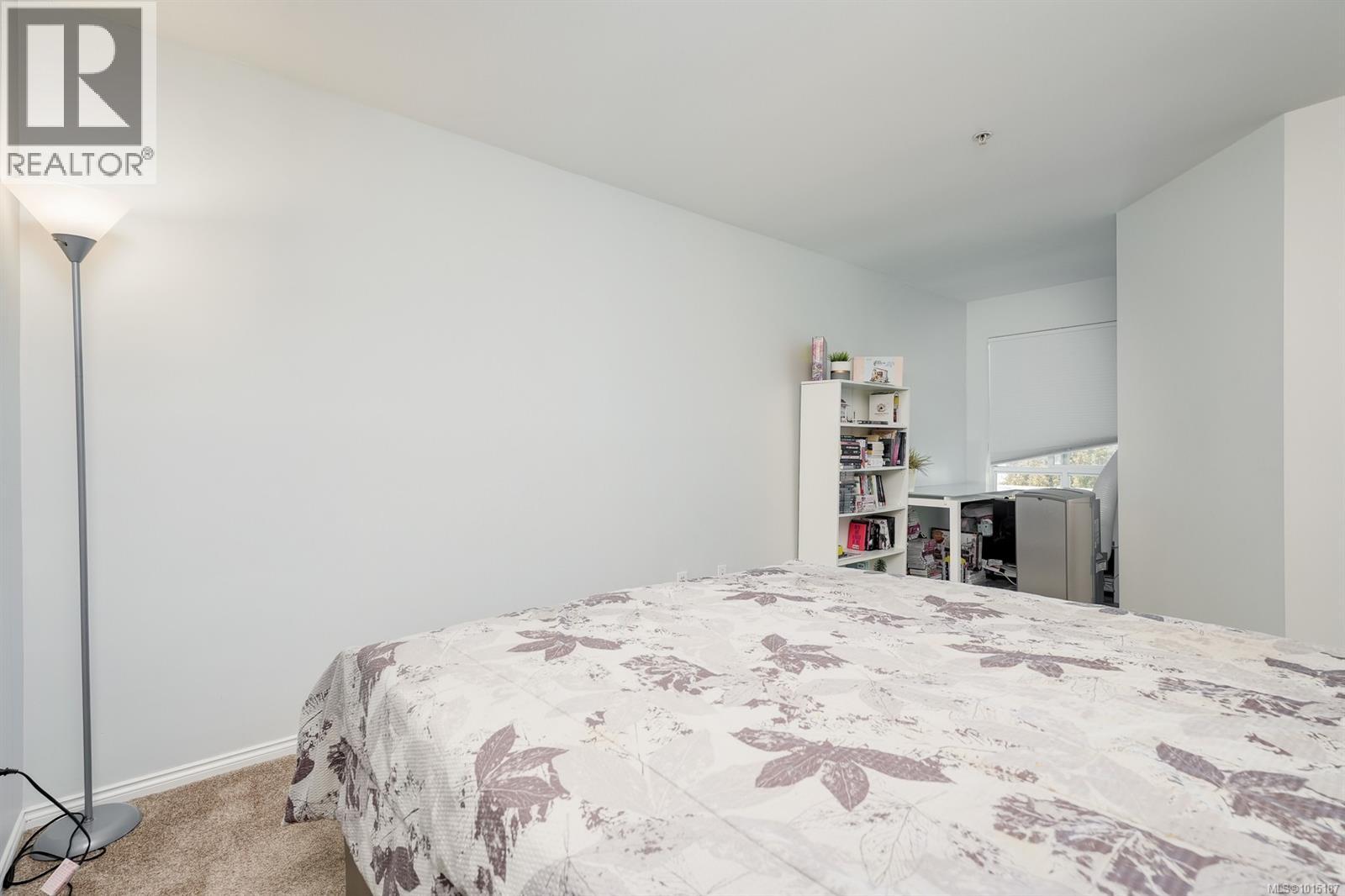 308 649 Bay Street, Victoria