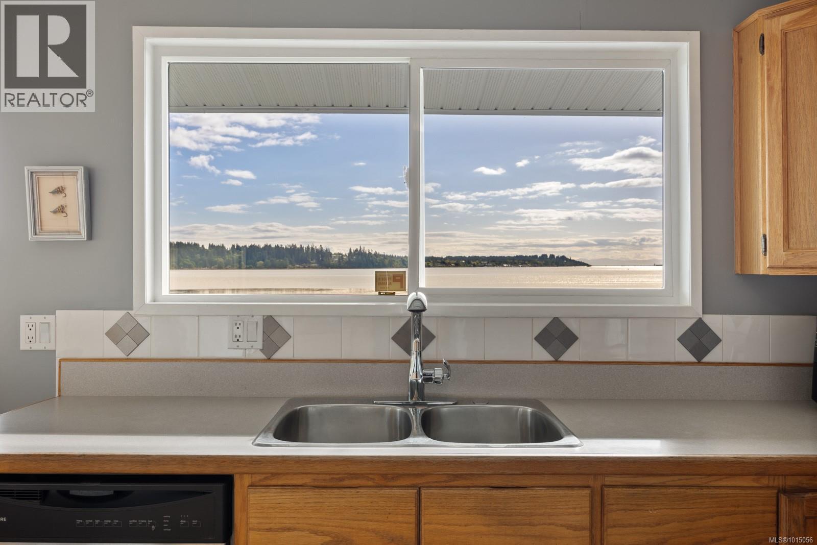 3440 Sandpiper Dr, Courtenay