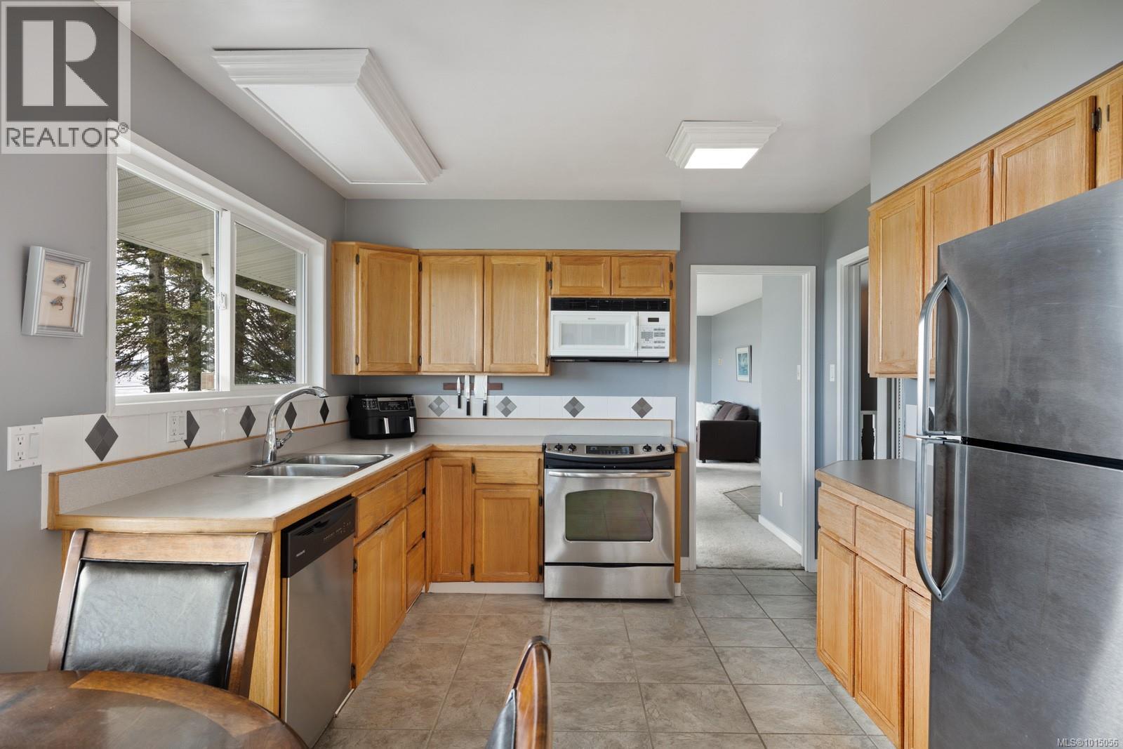 3440 Sandpiper Dr, Courtenay