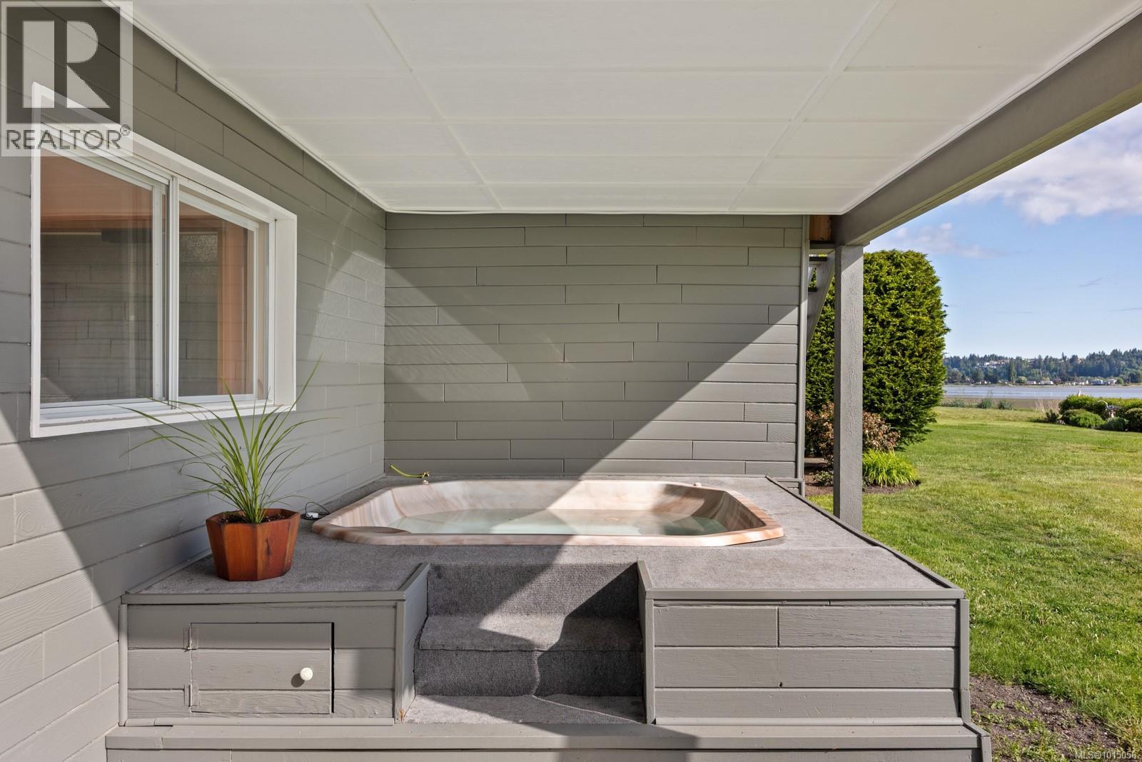 3440 Sandpiper Dr, Courtenay