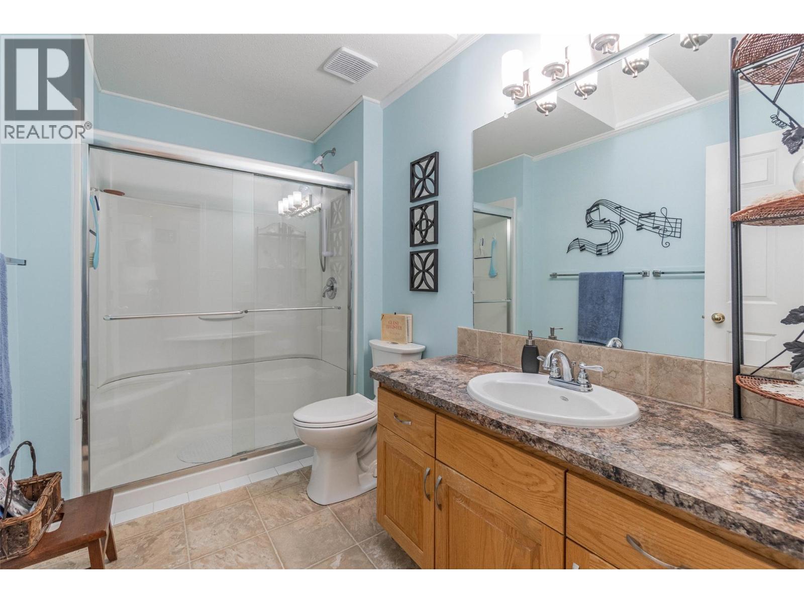 8 115 Redwing Place, Oliver
