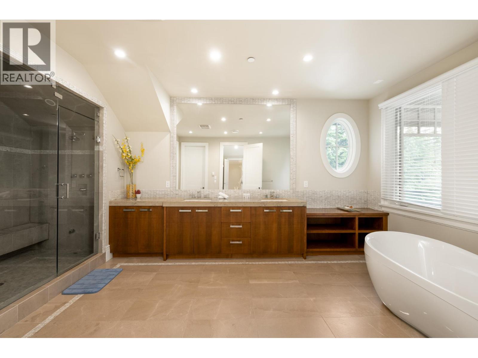 920 PYRFORD ROAD, West Vancouver