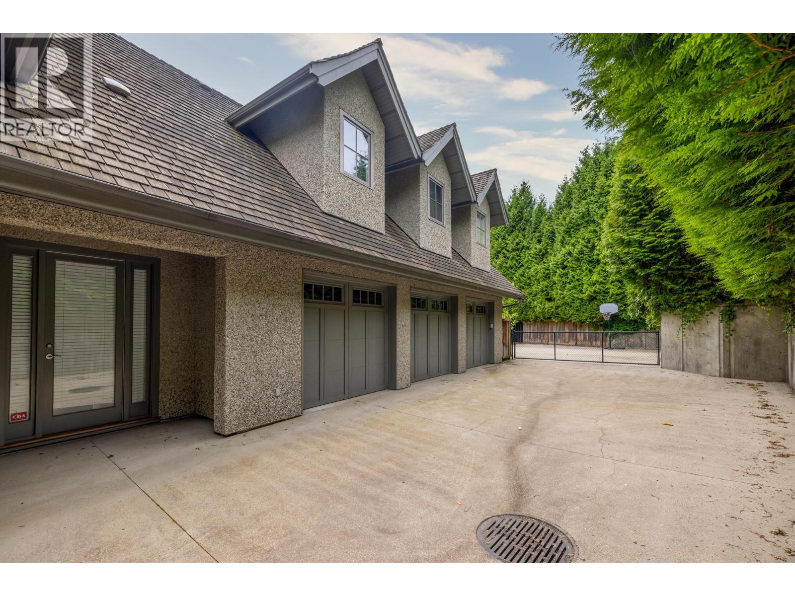 920 PYRFORD ROAD, West Vancouver