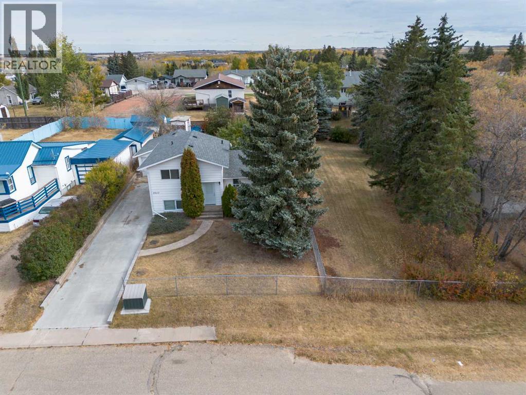 1827 23 Avenue, Delburne