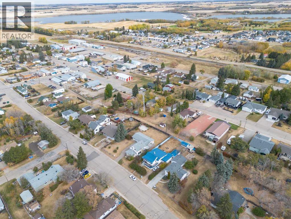 1827 23 Avenue, Delburne