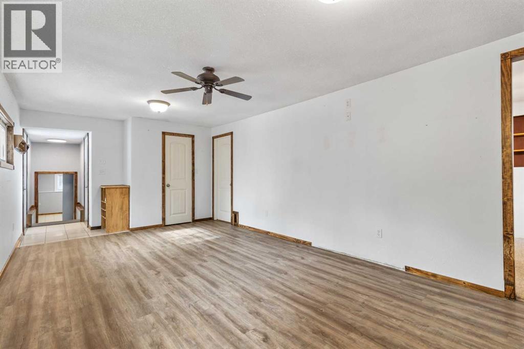 1827 23 Avenue, Delburne