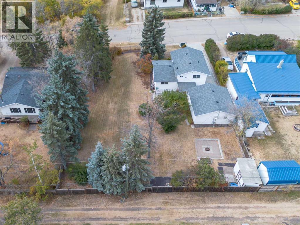 1827 23 Avenue, Delburne