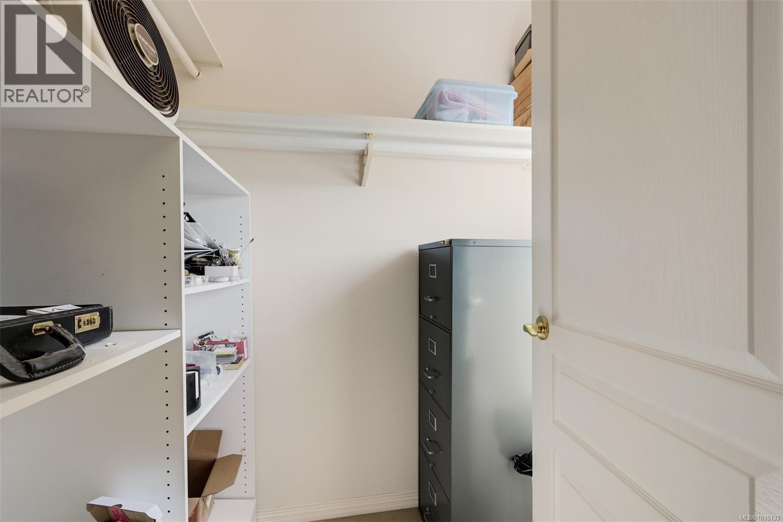 4 4522 Gordon Point Drive, Saanich