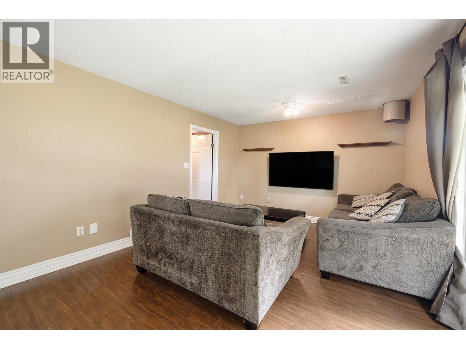 19625 PARK ROAD, Pitt Meadows