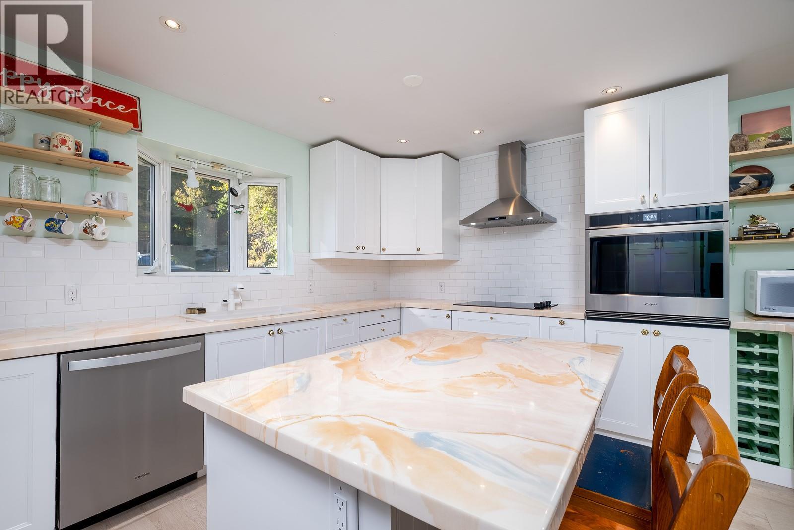 1858 Princess Avenue, Rossland