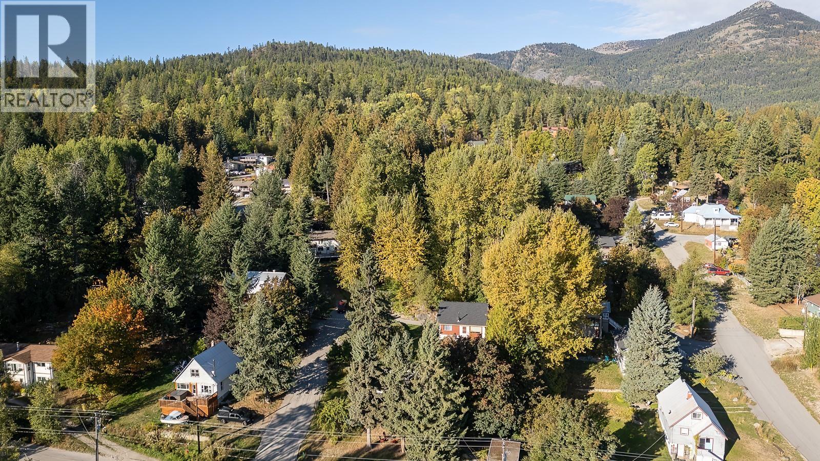1858 Princess Avenue, Rossland