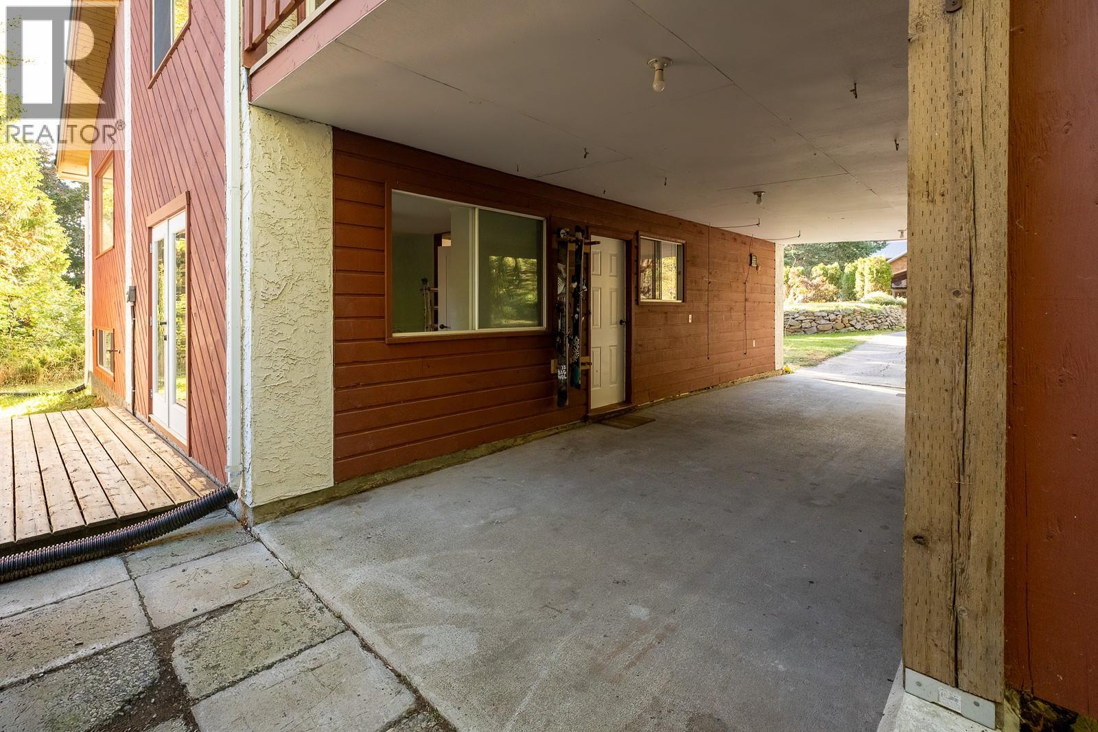 1858 Princess Avenue, Rossland