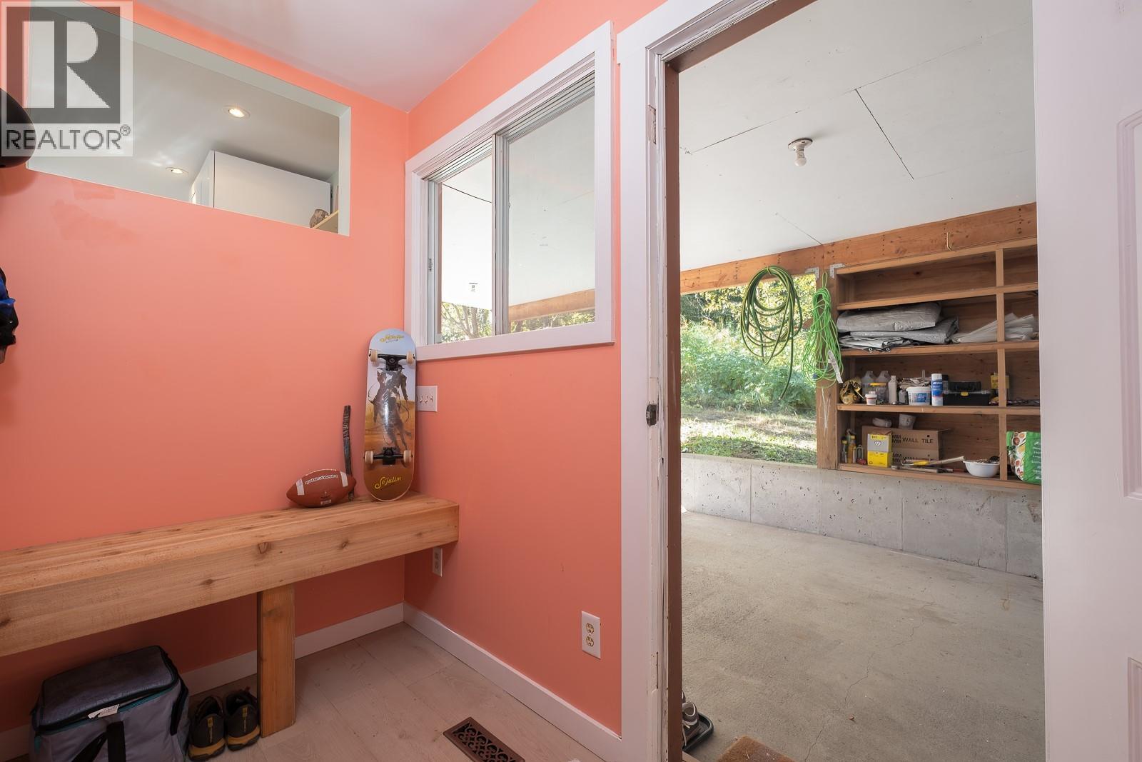 1858 Princess Avenue, Rossland