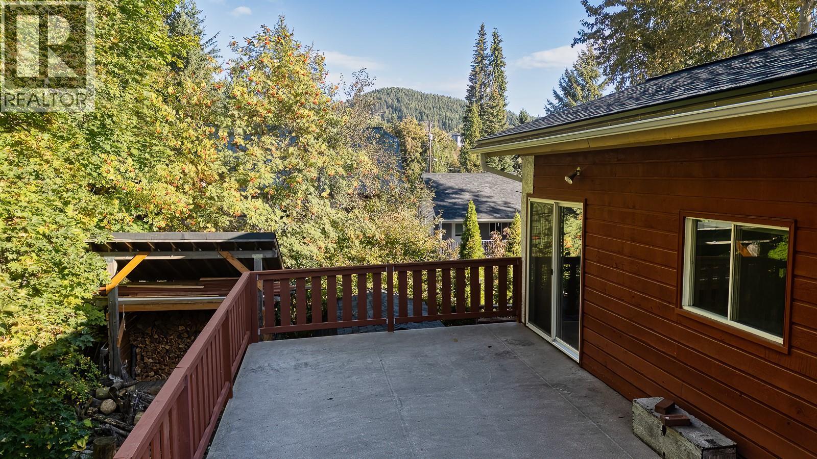 1858 Princess Avenue, Rossland