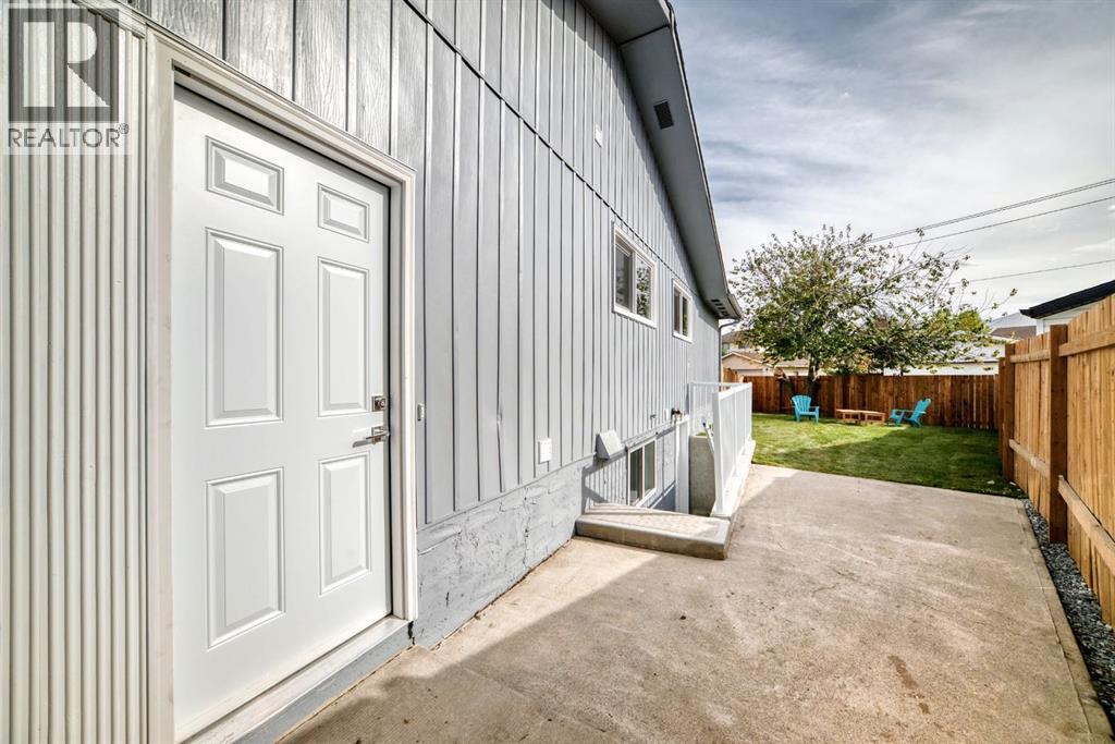 Single Family House Bungalow for Sale in  Rundlelawn Court NE Rundle Calgary 