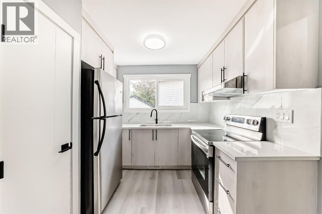 Single Family House Bungalow for Sale in  Rundlelawn Court NE Rundle Calgary 