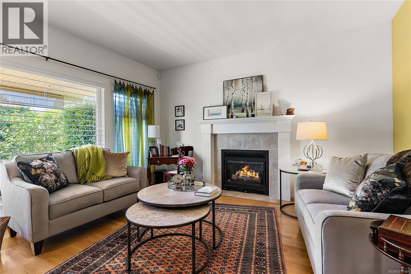  7952 Polo Park Crescent, Central Saanich
