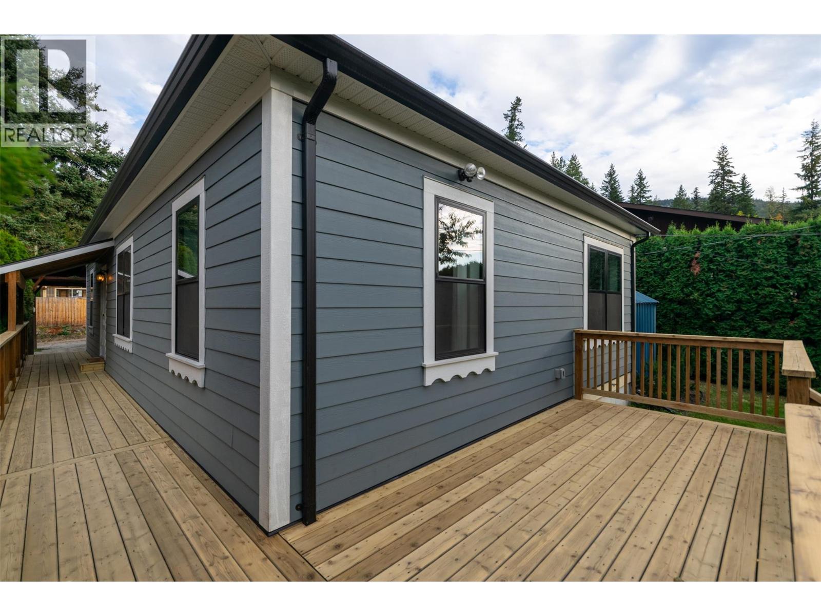  550 6 Street Southeast, Salmon Arm
