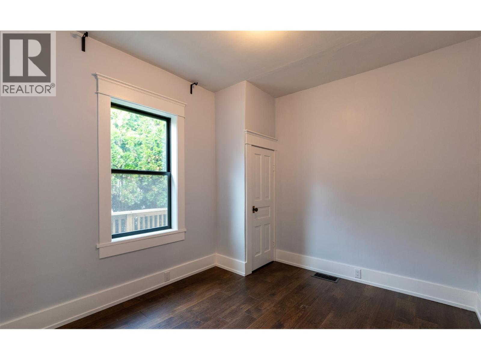  550 6 Street Southeast, Salmon Arm