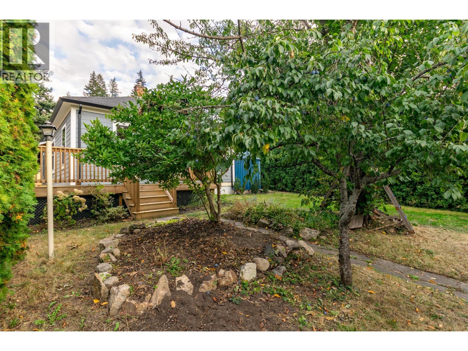  550 6 Street Southeast, Salmon Arm