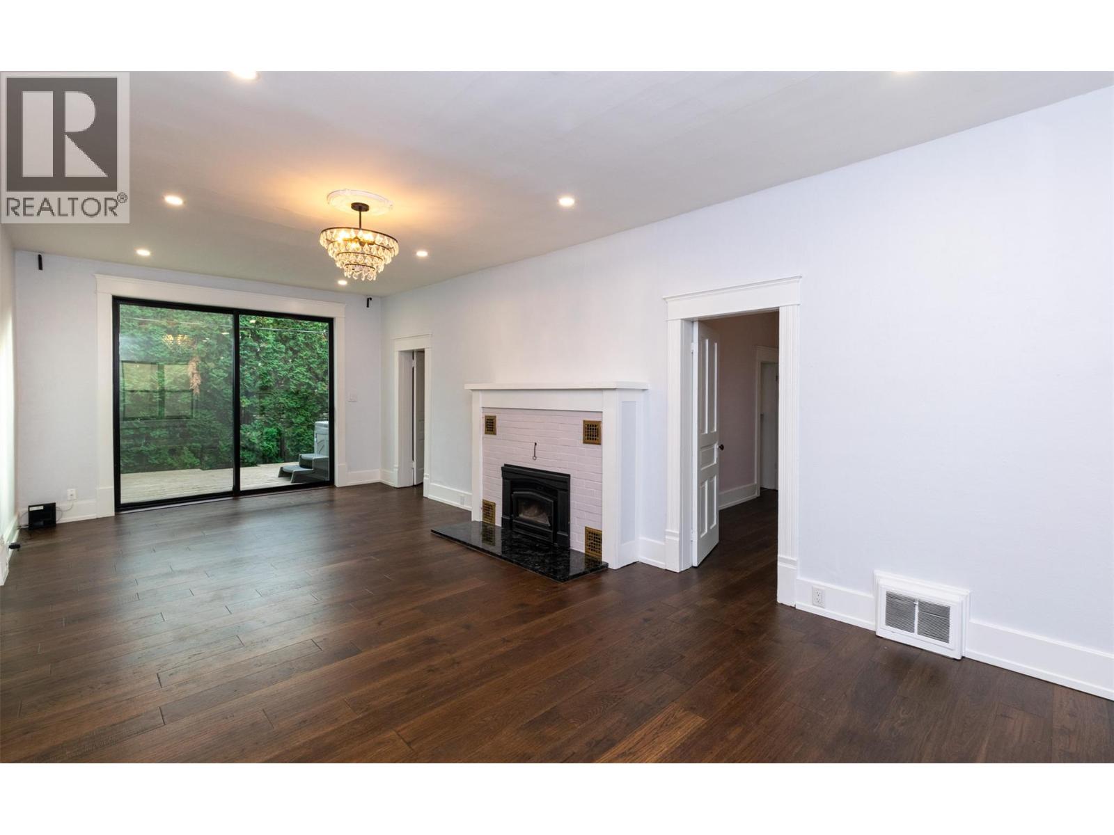  550 6 Street Southeast, Salmon Arm