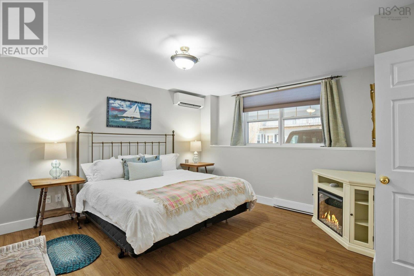 Property 7 of 14 of 121 Duke Street