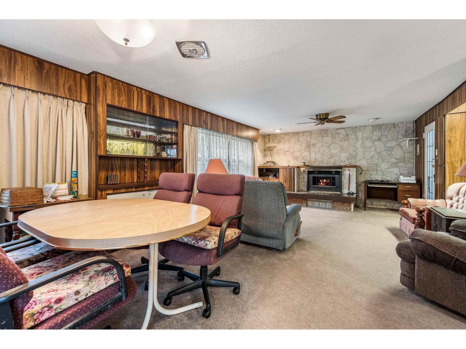 363 PINE STREET, Cultus Lake North, Cultus Lake