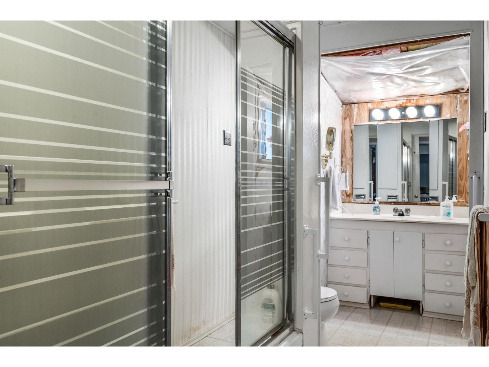 363 PINE STREET, Cultus Lake North, Cultus Lake
