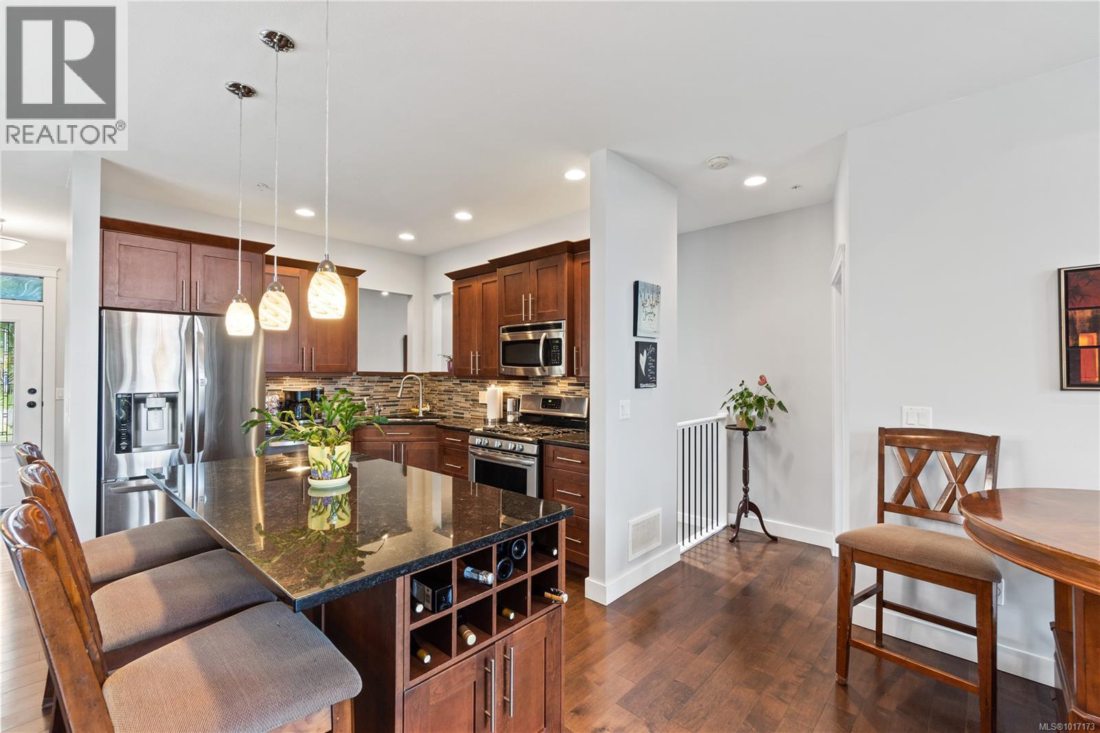 6166 Arlin Pl, Nanaimo