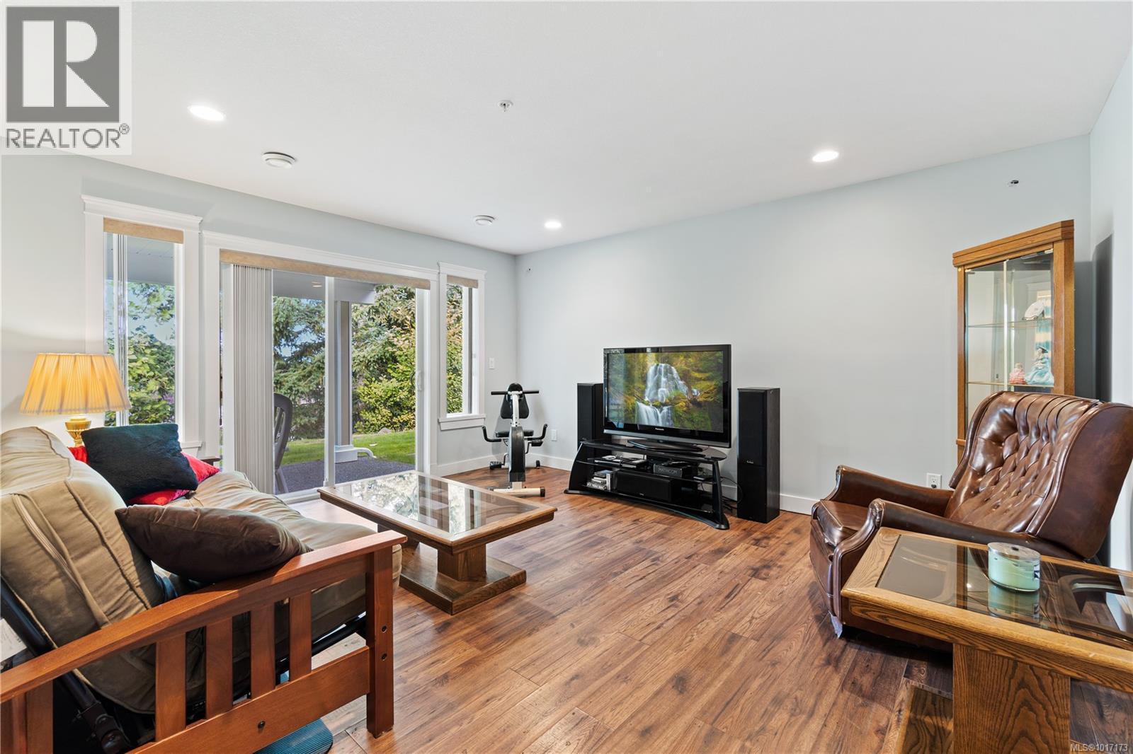 6166 Arlin Pl, Nanaimo