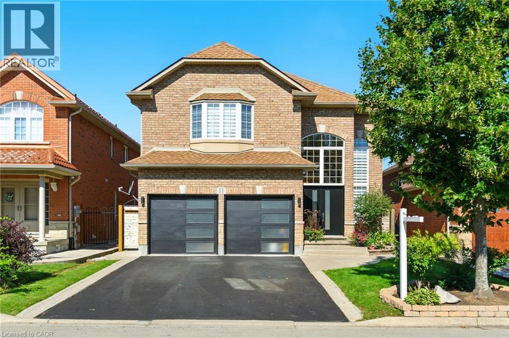 11 SILVERSPRING Crescent