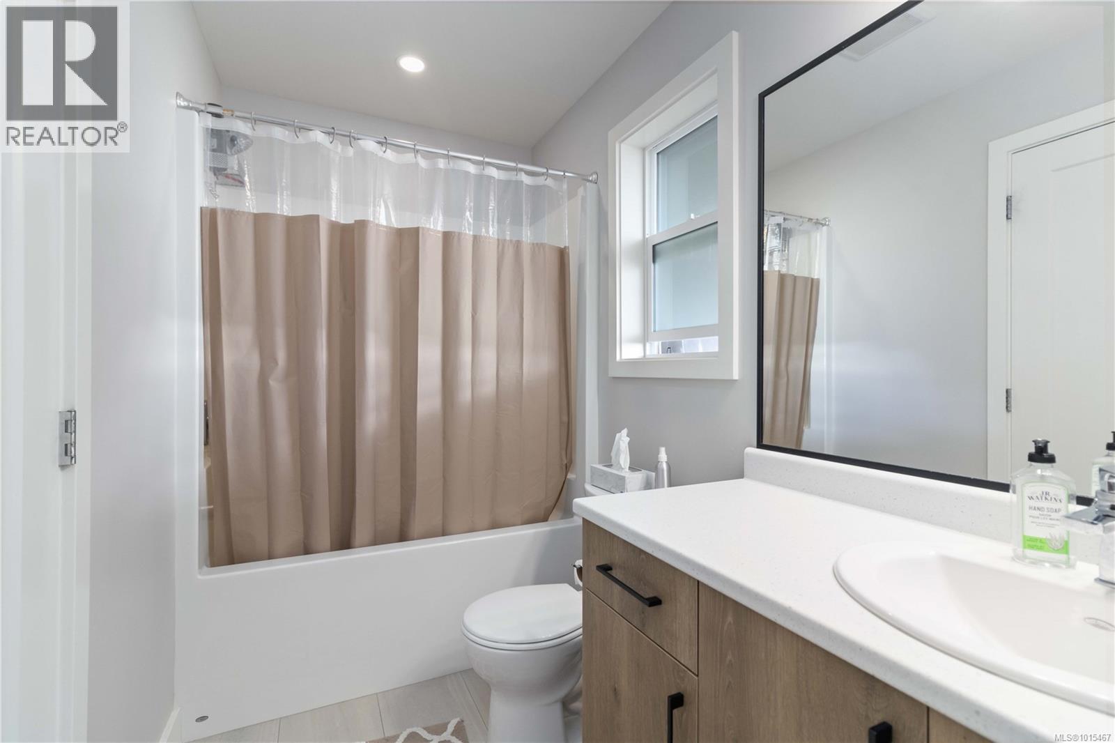  3479 Oceana Lane, Colwood
