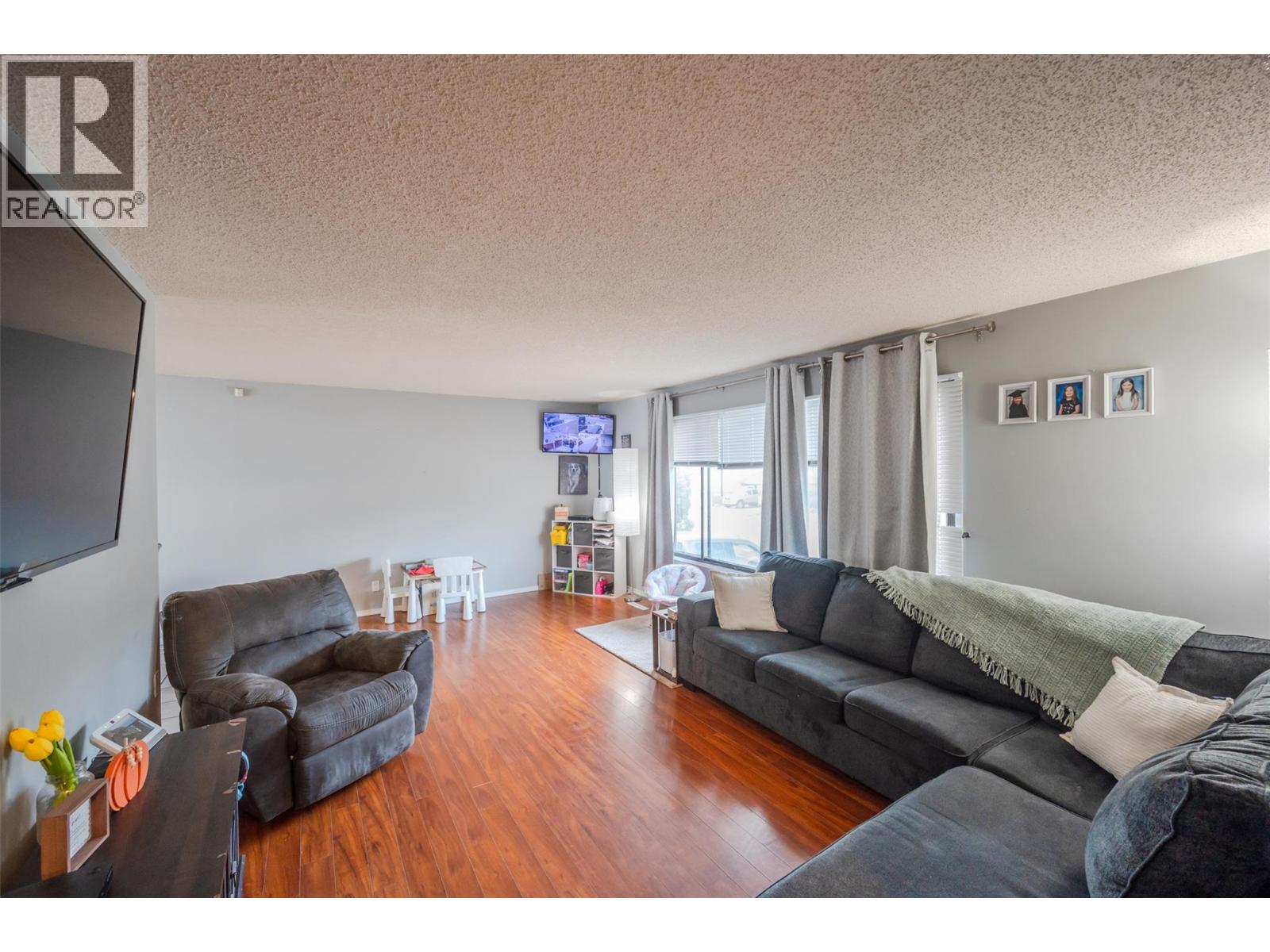  2564 MCGRAW Street, Penticton