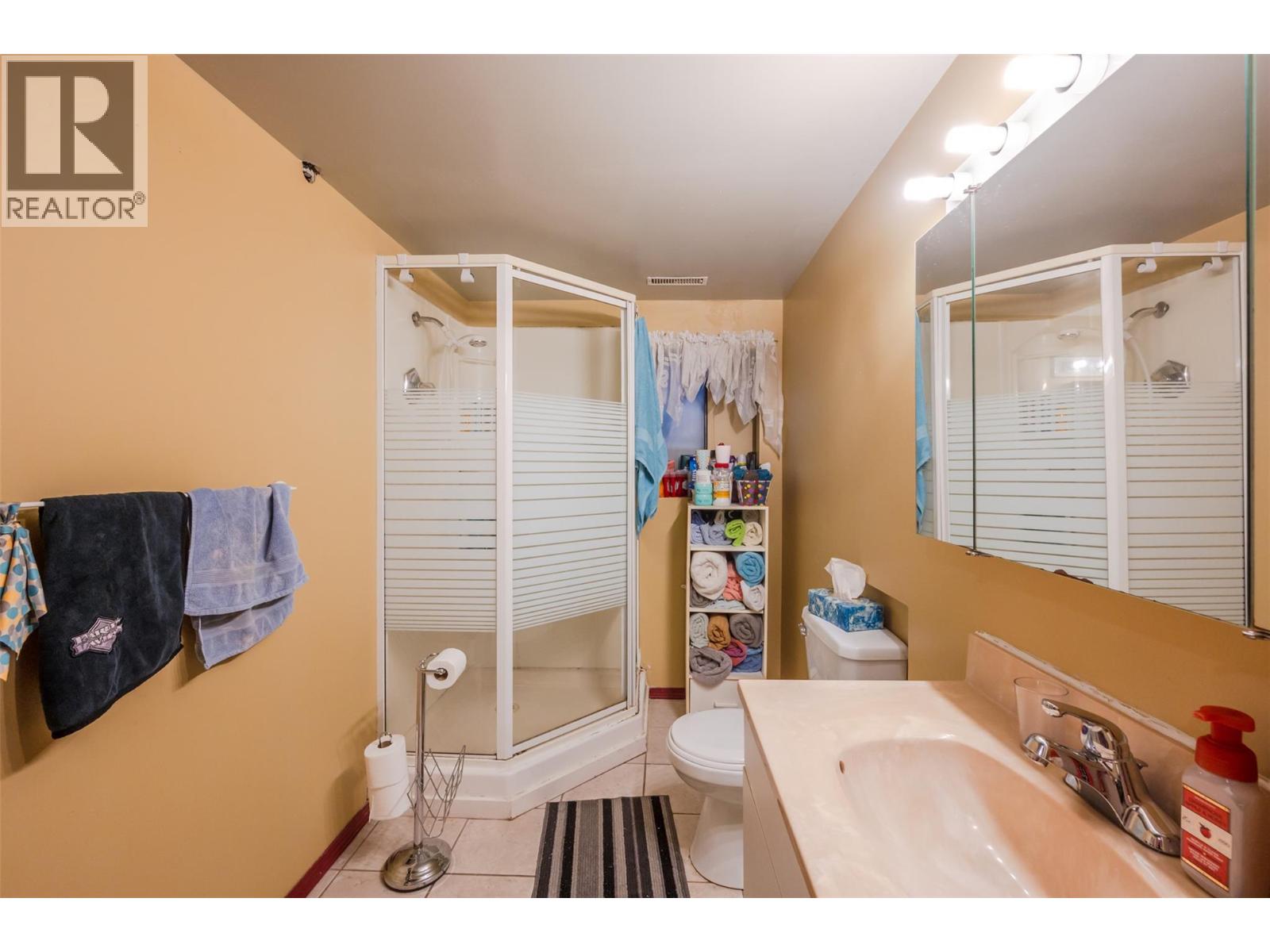  2564 MCGRAW Street, Penticton