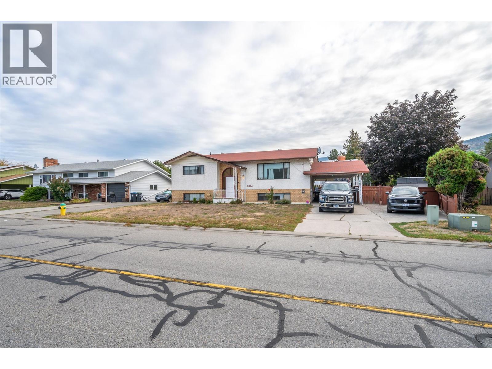  2564 MCGRAW Street, Penticton
