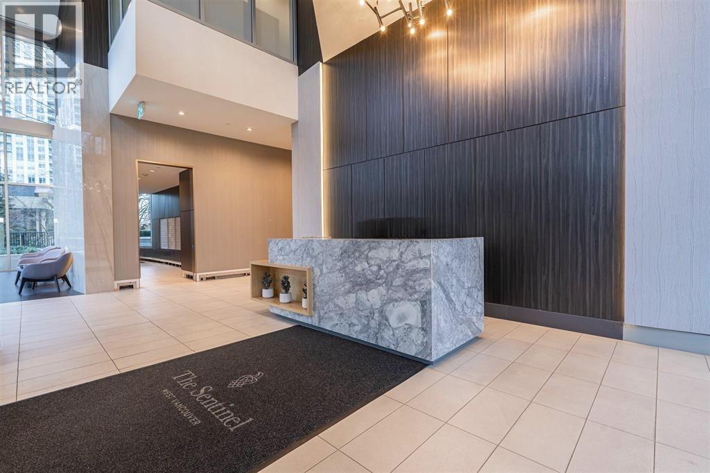 2207 200 KLAHANIE COURT, West Vancouver