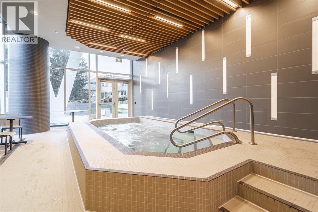 2207 200 KLAHANIE COURT, West Vancouver