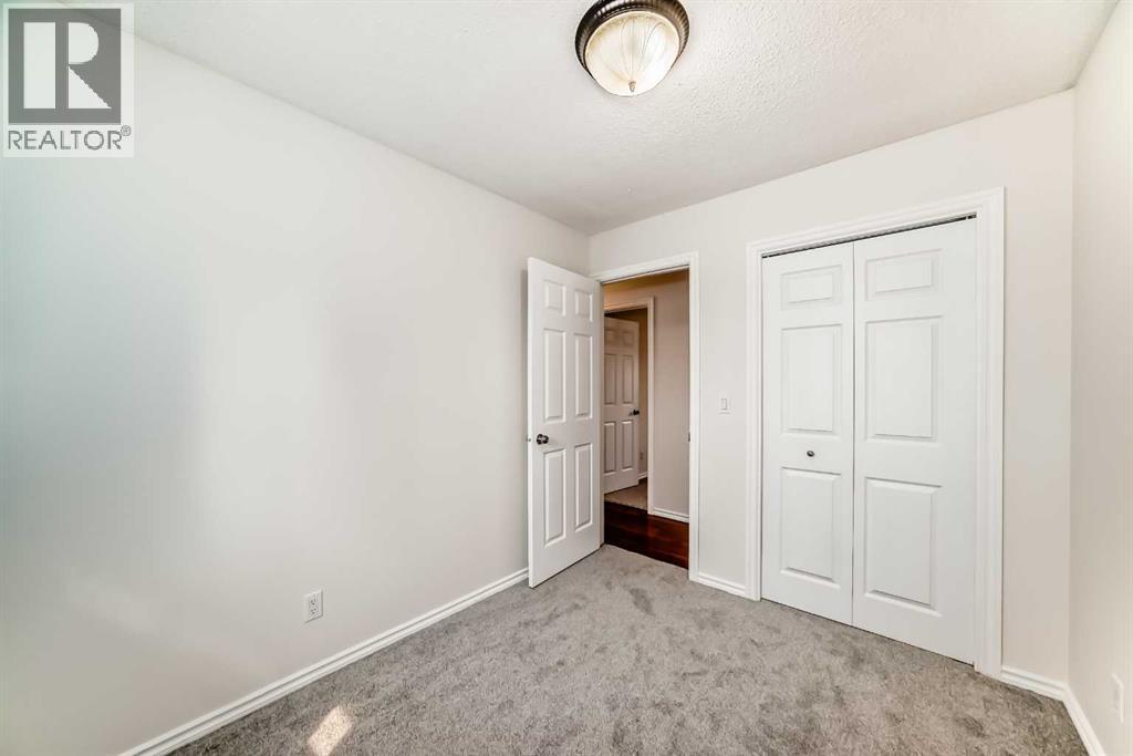 Single Family House Bungalow for Sale in  Pinecliff Way NE Pineridge Calgary 