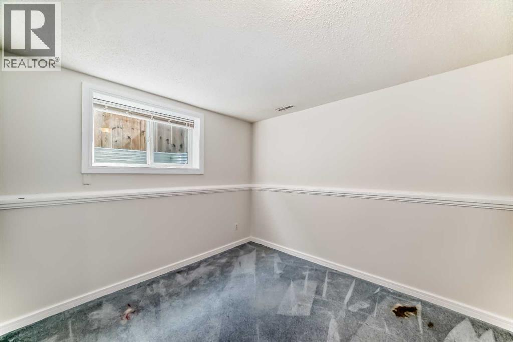 Single Family House Bungalow for Sale in  Pinecliff Way NE Pineridge Calgary 