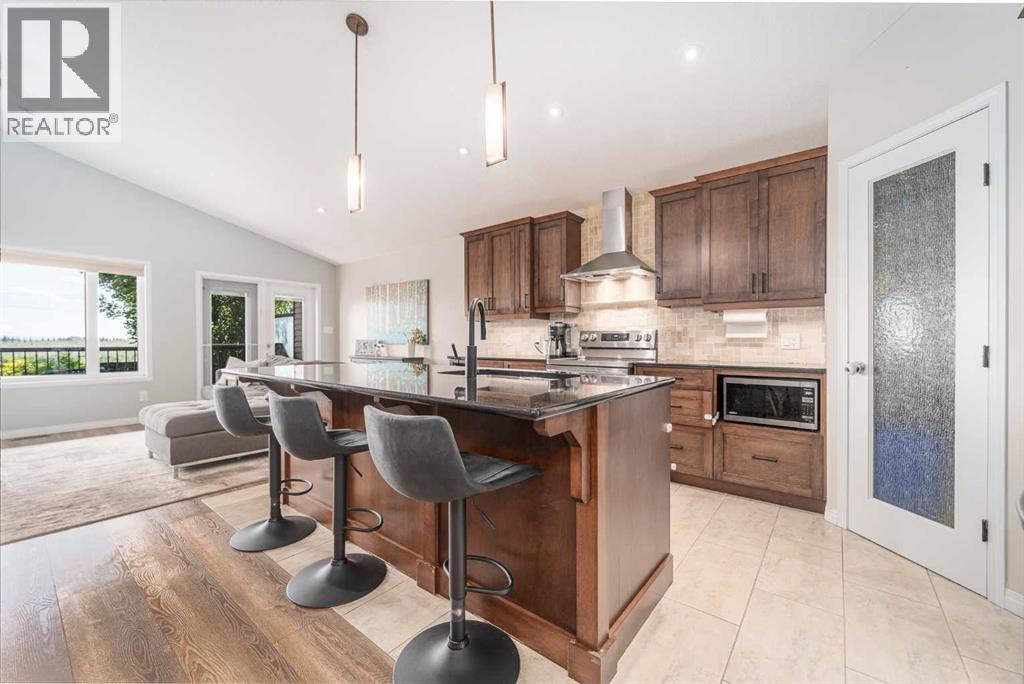Single Family House Bungalow for Sale in  Mt Sundial Court W Sunridge Lethbridge 