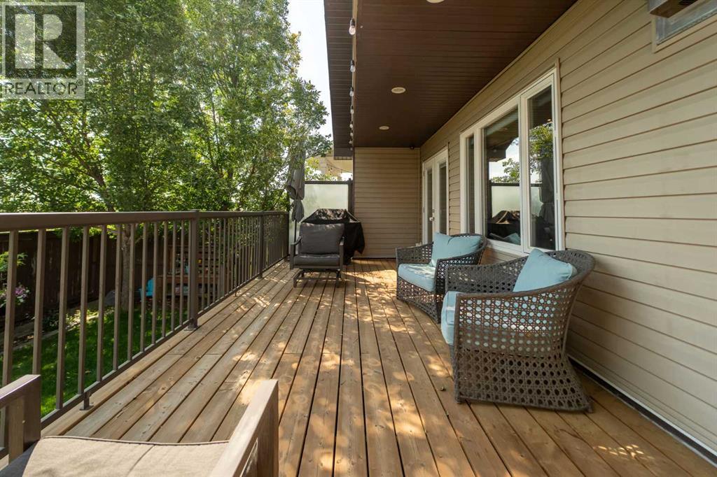 Single Family House Bungalow for Sale in  Mt Sundial Court W Sunridge Lethbridge 