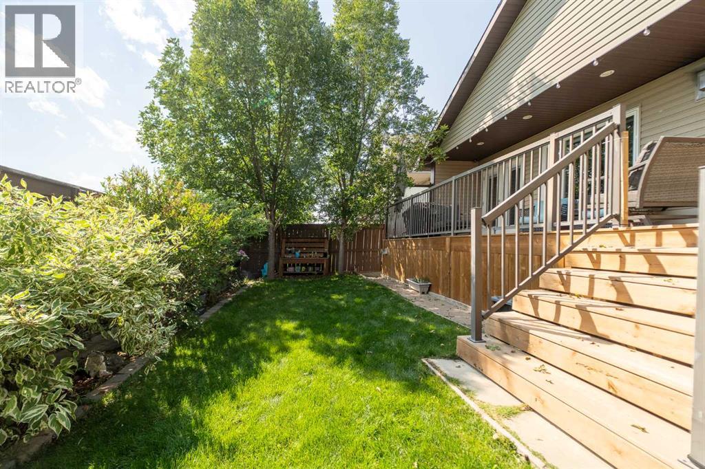 Single Family House Bungalow for Sale in  Mt Sundial Court W Sunridge Lethbridge 