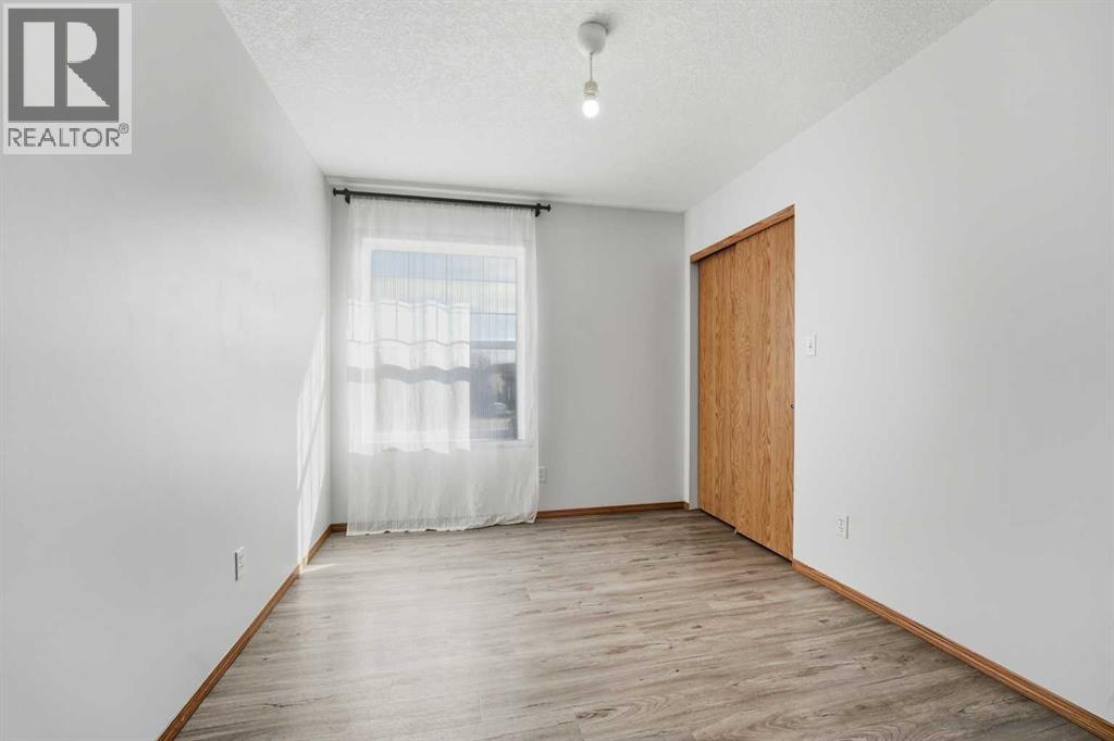 20 Jacobs Close, Red Deer